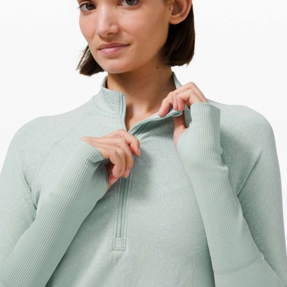 Nwot Lululemon Rest less herringbone hazy jade /alpine whiteHalf Zip crop - Picture 1 of 4